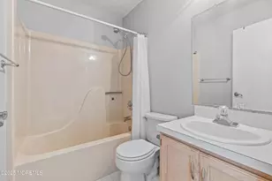 8 Ambrose Ct, Holmdel, NJ 07733 - Photo 13