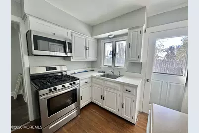 80 Larkin Place, Oakhurst, NJ 07755 - Photo 9