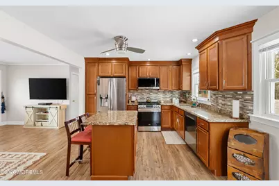 392 Suburban Drive, Toms River Township, NJ 08753 - Photo 9