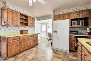 501 Cable Ave, Beachwood, NJ 08722 - Photo 23
