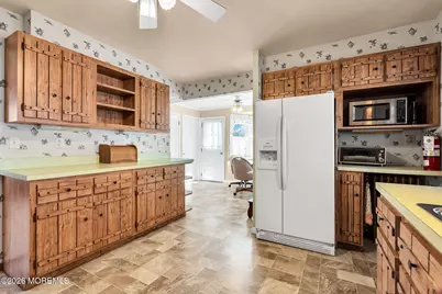 501 Cable Avenue, Beachwood, NJ 08722 - Photo 27