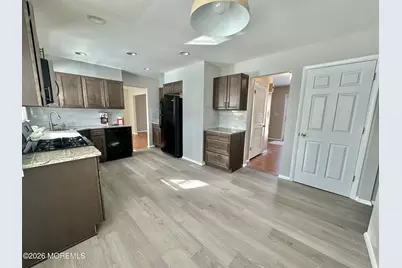 382 W Park Avenue, Oakhurst, NJ 07755 - Photo 13