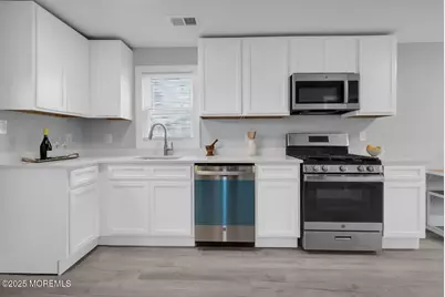 33 Grove Place, Keansburg, NJ 07734 - Photo 5