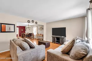 22 Evelyn Ct, Brick, NJ 08723 - Photo 11