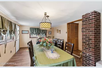 325 Hollie Drive E, Belford, NJ 07718 - Photo 13