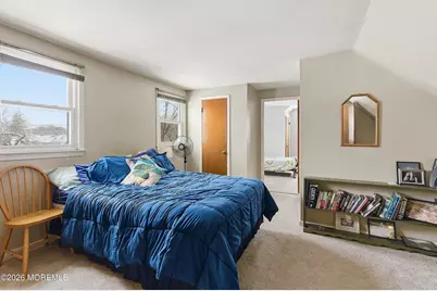 325 Hollie Drive E, Belford, NJ 07718 - Photo 19