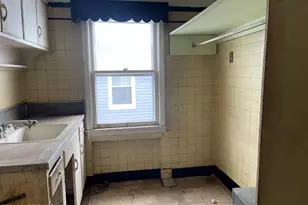 12 Broadway, Bayonne, NJ 07002 - Photo 9