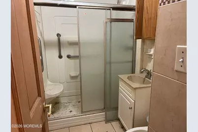 12 Broadway, Bayonne, NJ 07002 - Photo 5