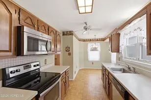 106 Atlantic Hills Blvd, Manahawkin, NJ 08050 - Photo 17