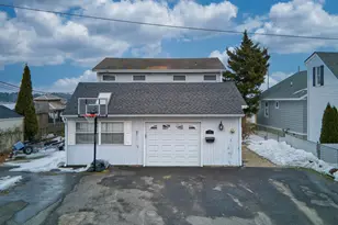 592 Kingfisher Cir, Brick, NJ 08723 - Photo 15