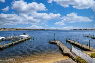 592 Kingfisher Cir, Brick, NJ 08723 - Photo 3