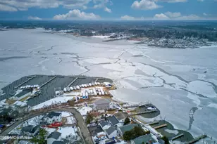 592 Kingfisher Cir, Brick, NJ 08723 - Photo 9