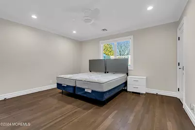 215 Hollywood Avenue, Long Branch, NJ 07740 - Photo 39