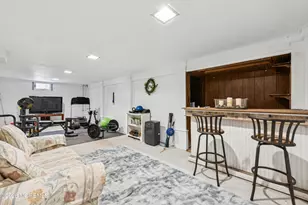 2 Livingston Dr, Howell Township, NJ 07731 - Photo 19