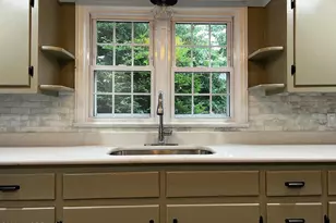 27 Spring St, Freehold, NJ 07728 - Photo 3