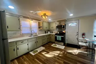 27 Spring St, Freehold, NJ 07728 - Photo 5