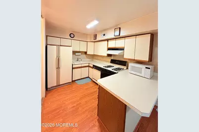 47 Galewood Drive # D, Matawan, NJ 07747 - Photo 9