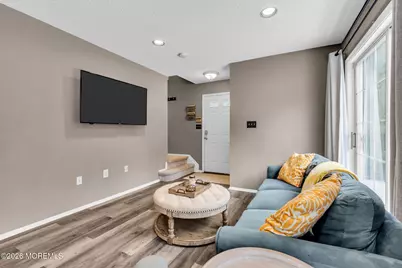 47 Madison Court, Tinton Falls, NJ 07712 - Photo 5