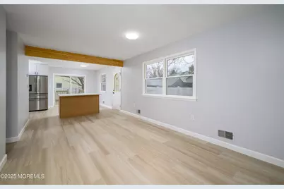 998 Woodmere Drive, Aberdeen Township, NJ 07735 - Photo 15