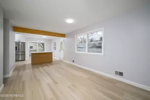 998 Woodmere Dr, Aberdeen Township, NJ 07735 - Photo 15