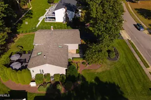 8 Manor Dr, Manalapan Township, NJ 07726 - Photo 57