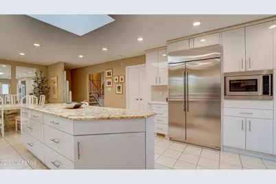 8 Manor Drive, Manalapan Township, NJ 07726 - Photo 17