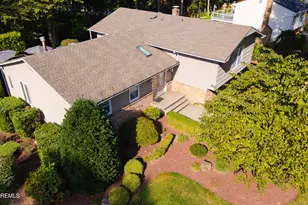 8 Manor Dr, Manalapan Township, NJ 07726 - Photo 55