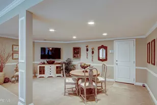 8 Manor Dr, Manalapan Township, NJ 07726 - Photo 27