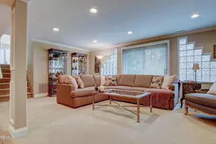 8 Manor Dr, Manalapan Township, NJ 07726 - Photo 25