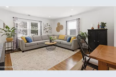 190 8th Street, Belford, NJ 07718 - Photo 5