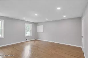 23 Barre Dr, Howell Township, NJ 07731 - Photo 15