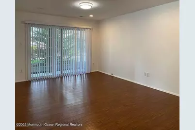 407 Hampton Court, Manalapan Township, NJ 07726 - Photo 5