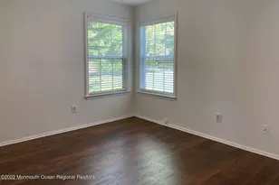 407 Hampton Ct, Manalapan Township, NJ 07726 - Photo 7