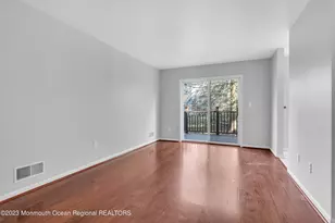 204 Finch Ct, Manalapan Township, NJ 07726 - Photo 9