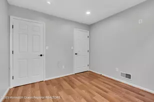 204 Finch Ct, Manalapan Township, NJ 07726 - Photo 27