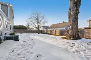 13 Cresci Blvd, Hazlet Township, NJ 07730 - Photo 31