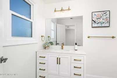 615 S Barnegat Avenue, Ship Bottom, NJ 08008 - Photo 11