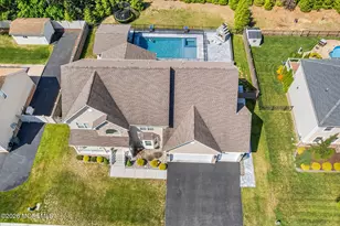 8 Cindy Ct, Howell Township, NJ 07731 - Photo 3