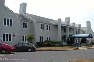 140 Parkway Dr, Freehold, NJ 07728 - Photo 13