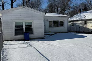 33 Weaverville Rd, Freehold, NJ 07728 - Photo 1