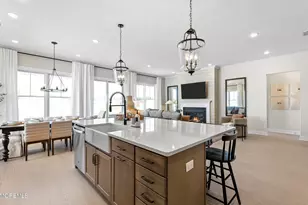 26 Larkspur Ln, Manalapan Township, NJ 07726 - Photo 19