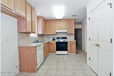 4 Stanton Court, Whiting, NJ 08759 - Photo 17