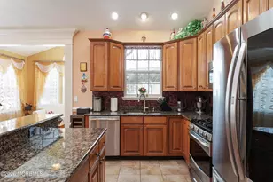 7 Hartack Rd, Manalapan Township, NJ 07726 - Photo 13