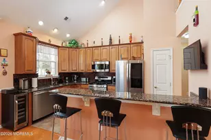 7 Hartack Rd, Manalapan Township, NJ 07726 - Photo 9