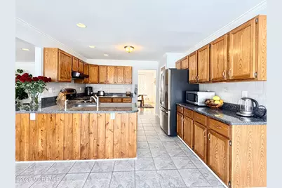 4 Roxbury Lane, Manalapan Township, NJ 07726 - Photo 37