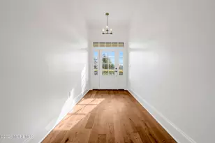 126 Eagle Way, Eatontown, NJ 07724 - Photo 17