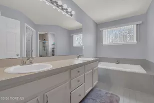 93 W Shenendoah Rd, Howell Township, NJ 07731 - Photo 23