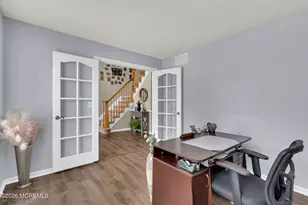 93 W Shenendoah Rd, Howell Township, NJ 07731 - Photo 17