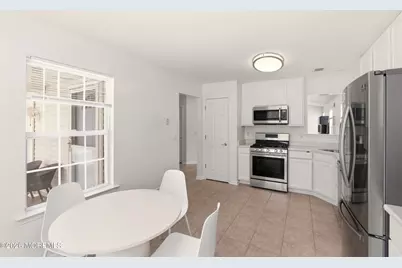 4 Schoolhouse Lane, Lakewood, NJ 08701 - Photo 9