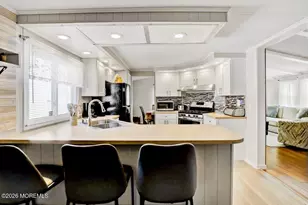 601 Jerome Pl, Freehold, NJ 07728 - Photo 11